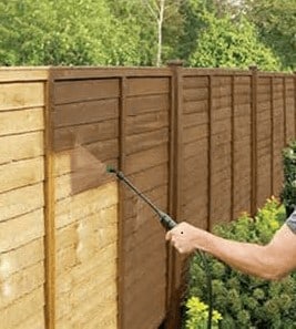 Fence / Decking – painting / staining