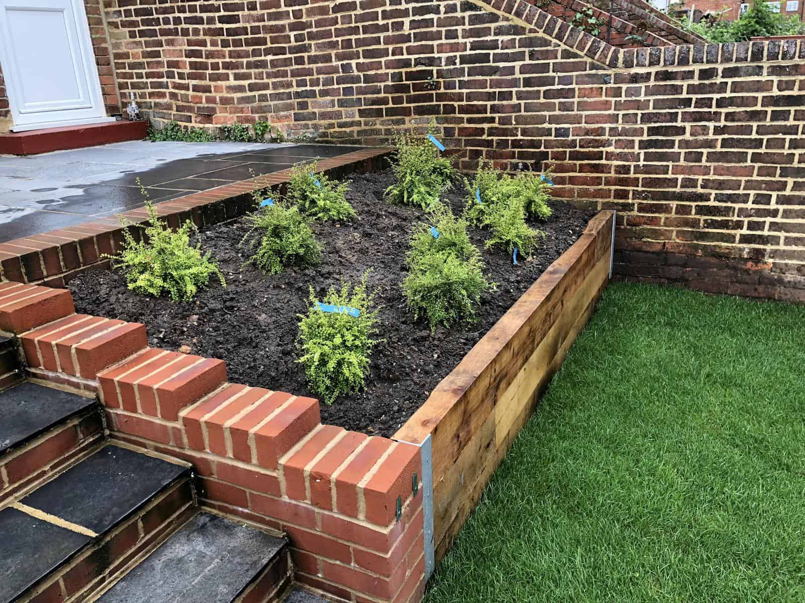 garden turfing and planting service