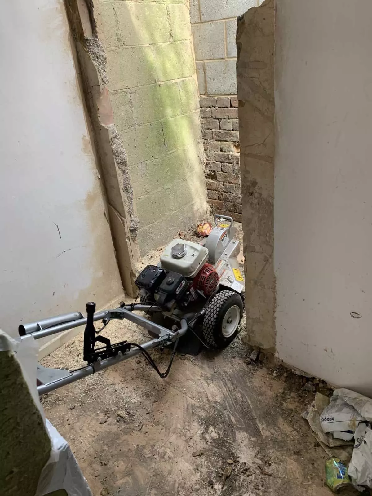 difficult access tree stump removal service