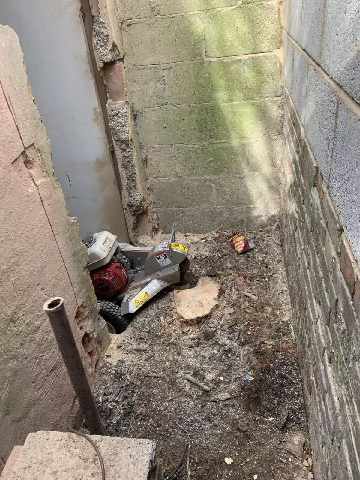 Stumps removal – difficult access