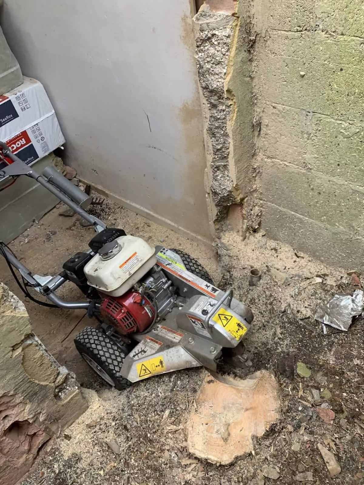 difficult access tree stump removal service